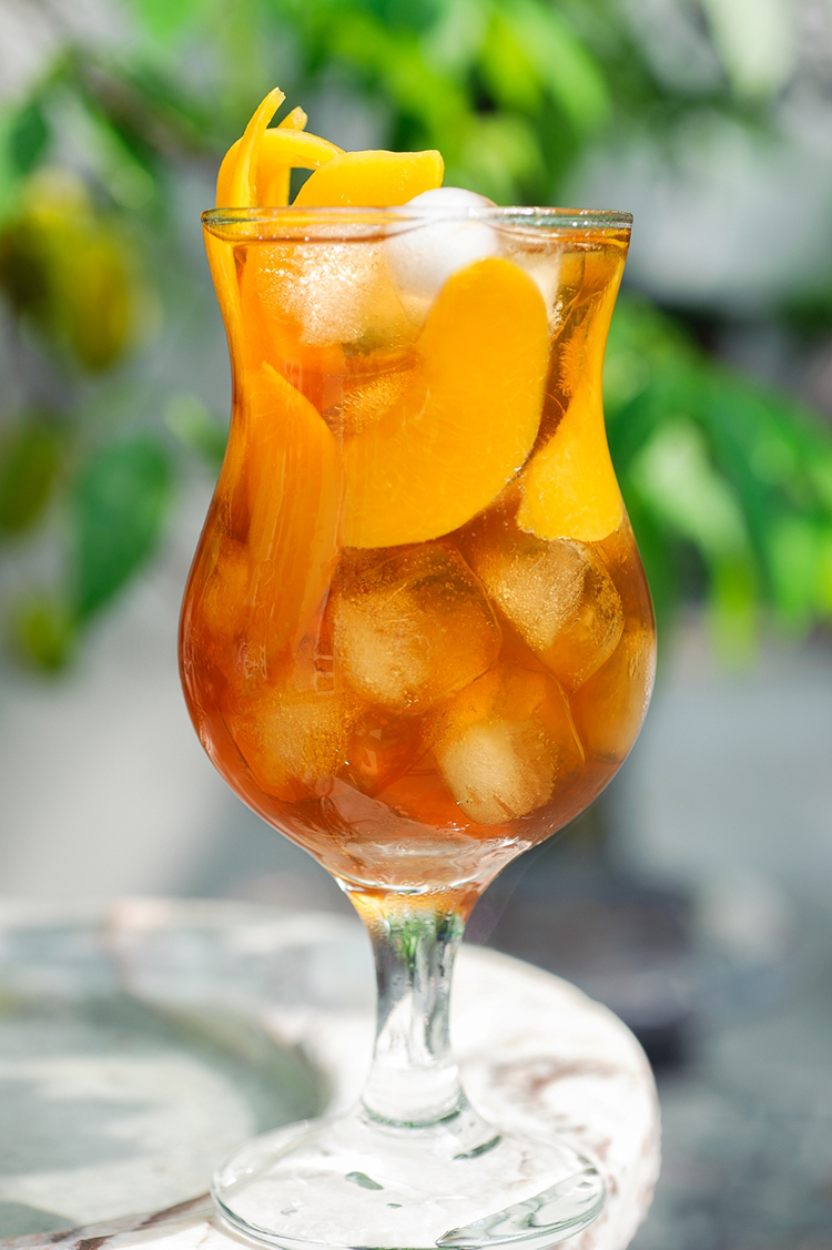 nuoc_tra_dao_giai_nhiet_mua_he_Helen_Ngoc_Giang_Hotel_Long_Xuyen