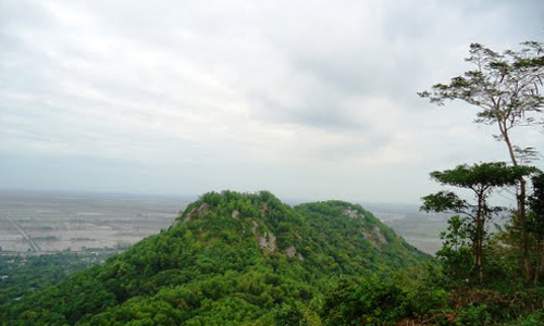 Nui_ba_the_du_lich_an_giang_kham_pha_van_hoa_oc_eo