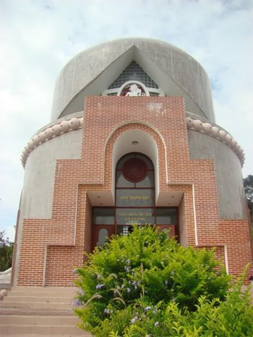 Nui_ba_the_du_lich_an_giang_kham_pha_van_hoa_oc_eo