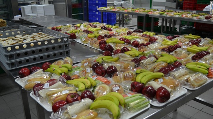 Emirates Flight Catering cung cấp hơn 7000 món mỗi năm