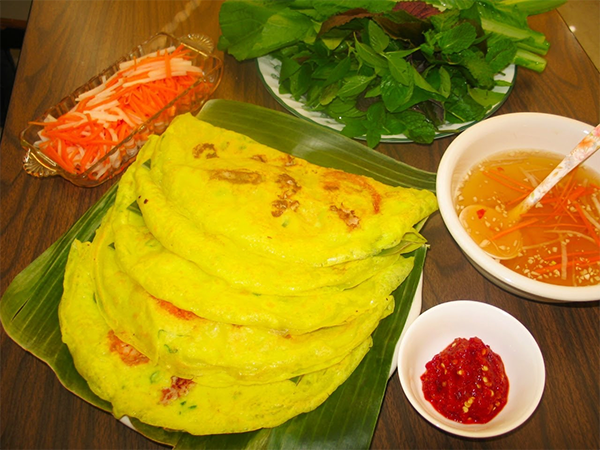 Đặc sản bánh xèo Long Xuyên