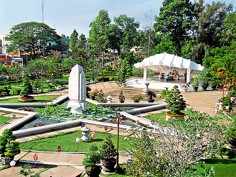 Khu di tích Lăng cụ Phó Bảng Nguyễn SInh Sắc tại Cao Lãnh - Đồng Tháp