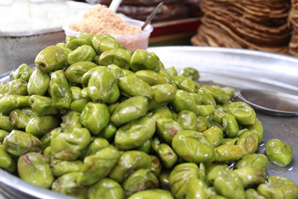 Đặc sản quả Cà Na đập