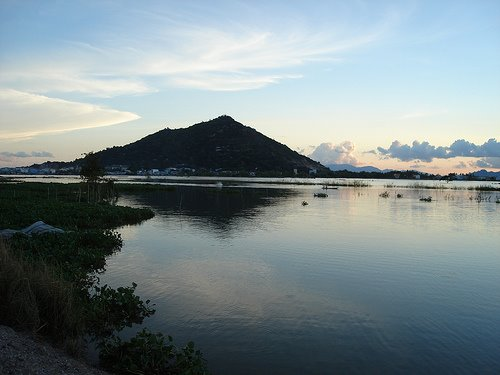 Núi Sam mùa nước nổi An Giang